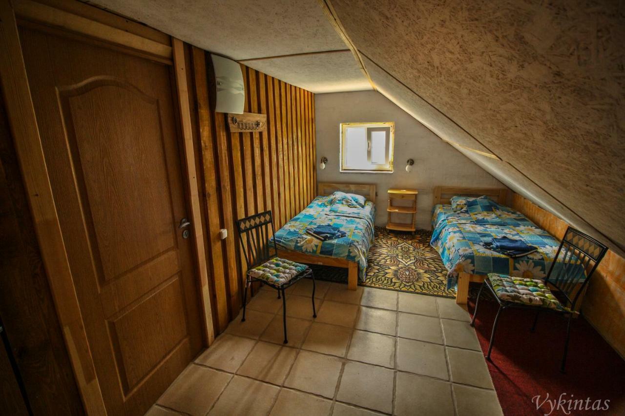 Hostal Rusnietis Exterior foto